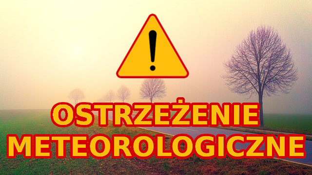 Napis ostrzeżenie meteorologiczne na tle zdjęcia zamglonej drogi. Napis ostrzeżenie meteorologiczne na tle zdjęcia zamglonej drogi.